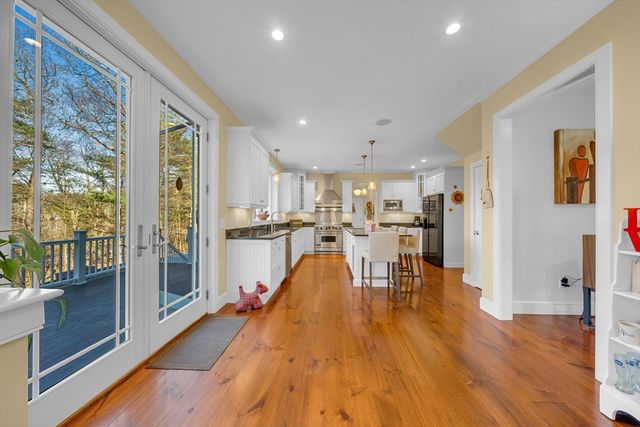 18 Stonebridge Rd, Groveland, MA 01834