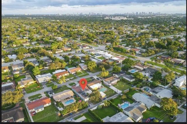 2200 N 47th Avenue, Hollywood, FL 33021