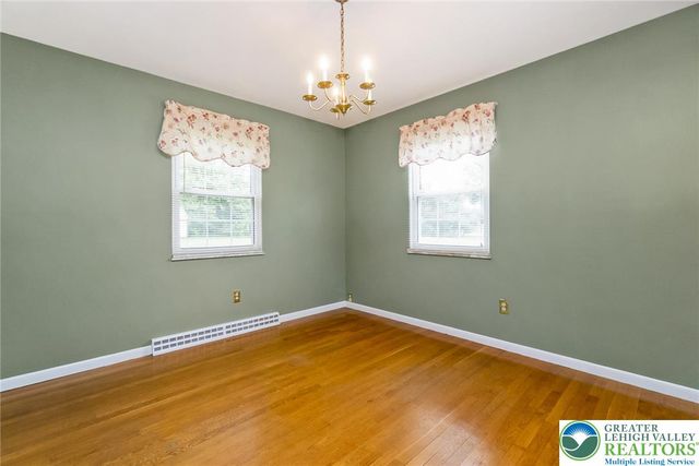 268 Apollo Drive, Bethlehem City, PA 18017