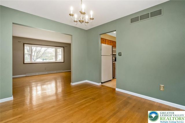 268 Apollo Drive, Bethlehem City, PA 18017