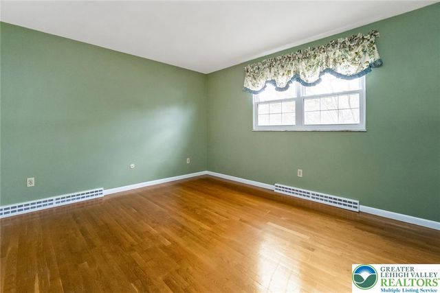 268 Apollo Drive, Bethlehem City, PA 18017