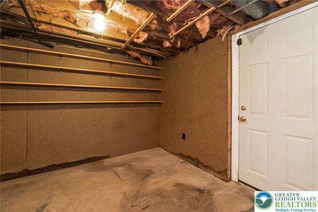 268 Apollo Drive, Bethlehem City, PA 18017