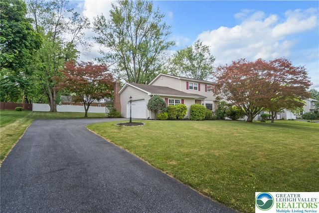 268 Apollo Drive, Bethlehem City, PA 18017