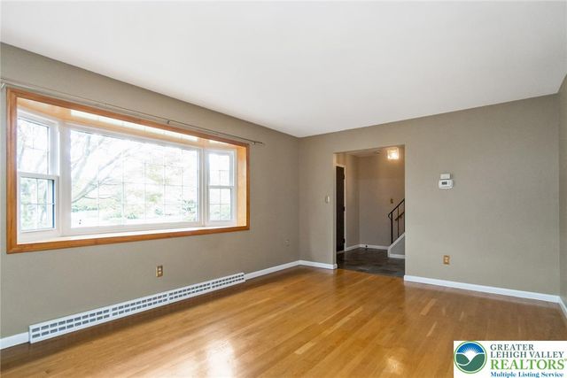 268 Apollo Drive, Bethlehem City, PA 18017