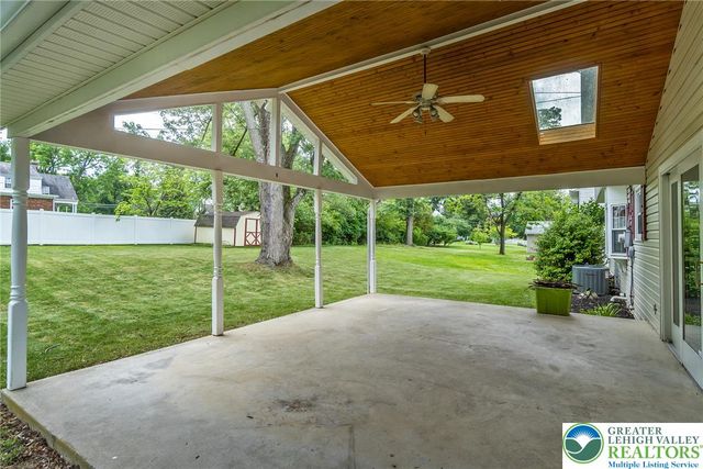 268 Apollo Drive, Bethlehem City, PA 18017