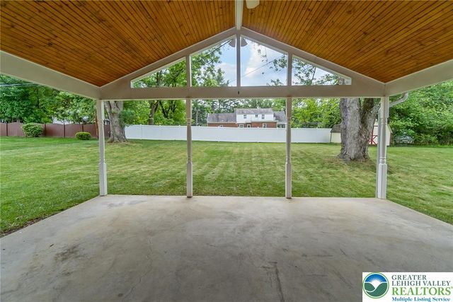 268 Apollo Drive, Bethlehem City, PA 18017