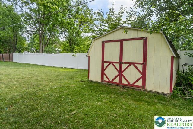 268 Apollo Drive, Bethlehem City, PA 18017