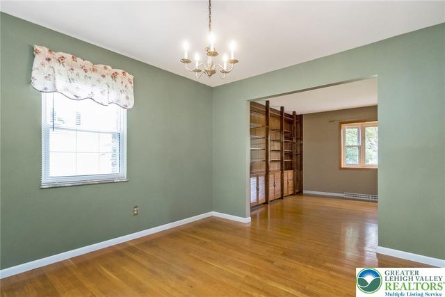 268 Apollo Drive, Bethlehem City, PA 18017
