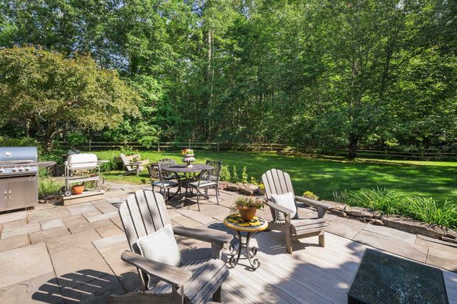 17 Pepperell Way, York, ME 03909