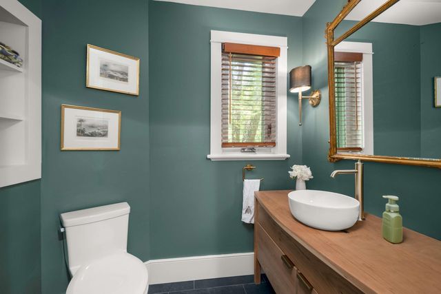 17 Pepperell Way, York, ME 03909