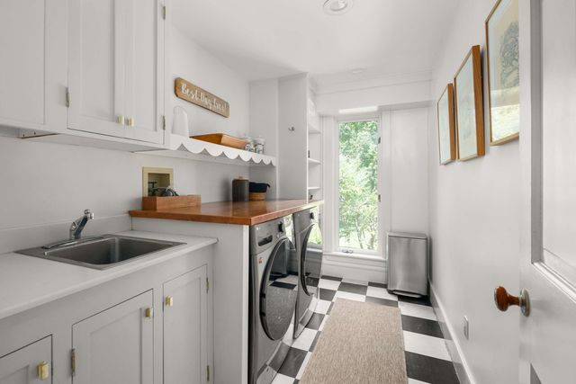 17 Pepperell Way, York, ME 03909