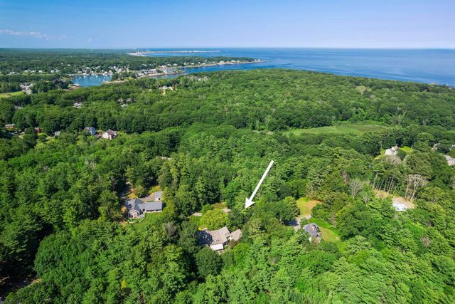 17 Pepperell Way, York, ME 03909