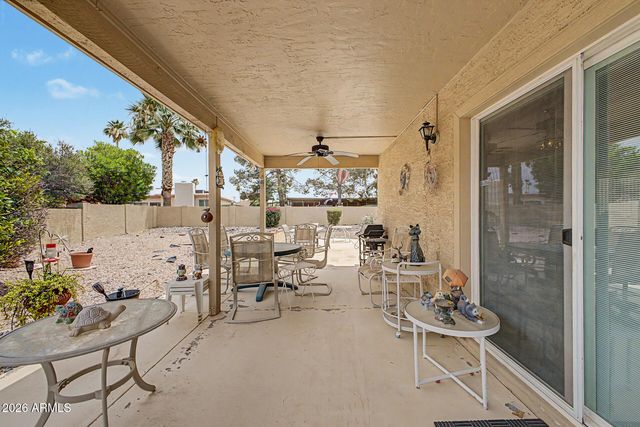 26417 S SHERBROOK Drive, Sun Lakes, AZ 85248
