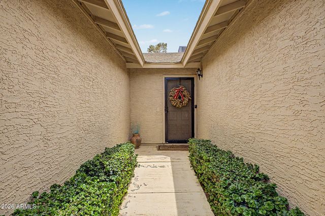 26417 S SHERBROOK Drive, Sun Lakes, AZ 85248