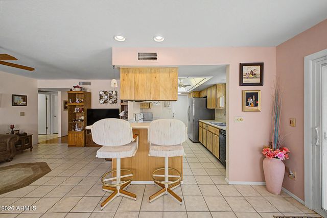 26417 S SHERBROOK Drive, Sun Lakes, AZ 85248