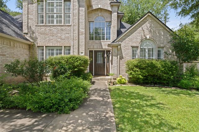 1004 Oaklands DR, Round Rock, TX 78681