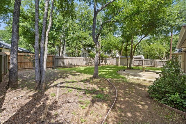 1004 Oaklands DR, Round Rock, TX 78681