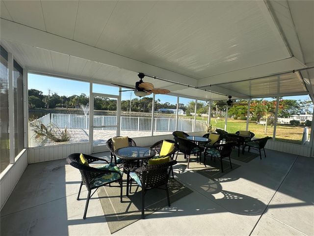 5721 SUNFLOWER ROAD, Venice, FL 34293