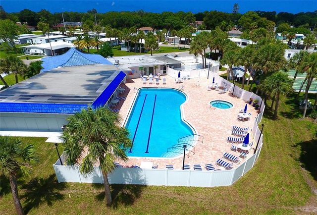 5721 SUNFLOWER ROAD, Venice, FL 34293