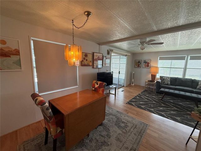 5721 SUNFLOWER ROAD, Venice, FL 34293