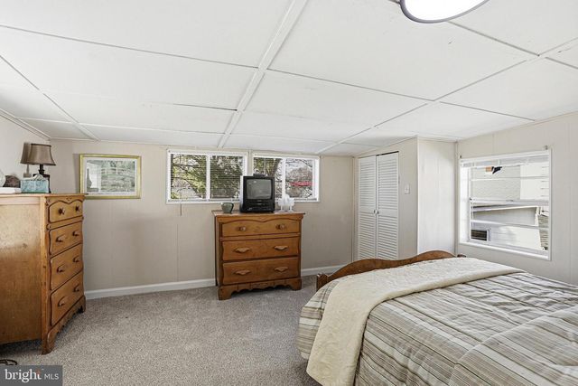 31 BANCROFT AVE, Colonial Beach, VA 22443