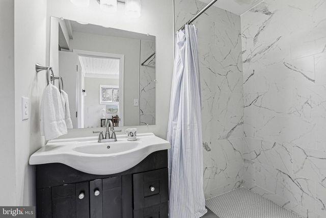 31 BANCROFT AVE, Colonial Beach, VA 22443