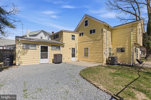 31 BANCROFT AVE, Colonial Beach, VA 22443