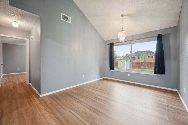 63 Robins Nest Drive, Hickory Creek, TX 75065