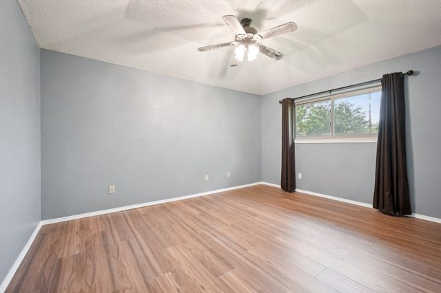 63 Robins Nest Drive, Hickory Creek, TX 75065