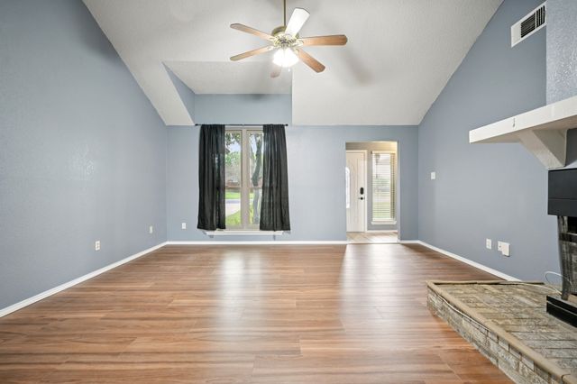 63 Robins Nest Drive, Hickory Creek, TX 75065