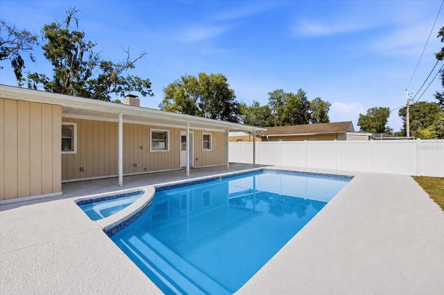 4624 WISTERIA DRIVE, Zephyrhills, FL 33542