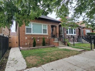 2231 W 71 Street, Chicago, IL 60636