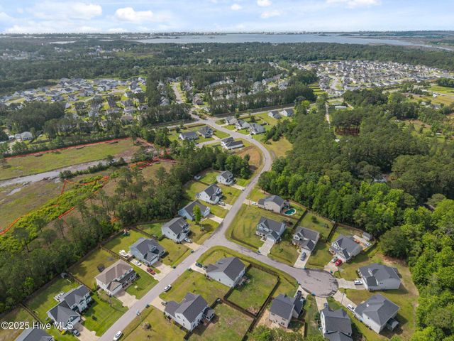116 Permeta Drive, Sneads Ferry, NC 28460