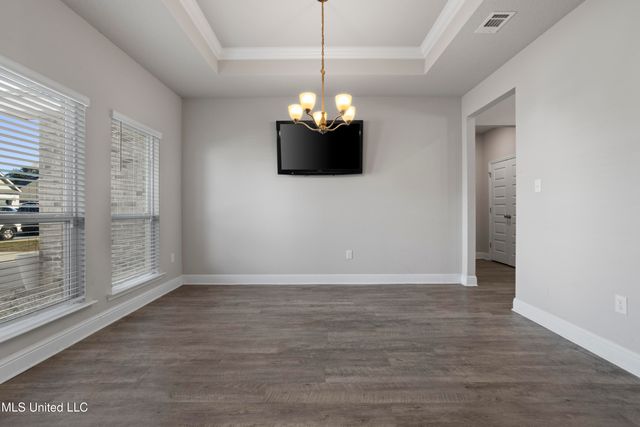 144 Saltmeadow Circle, Ocean Springs, MS 39564