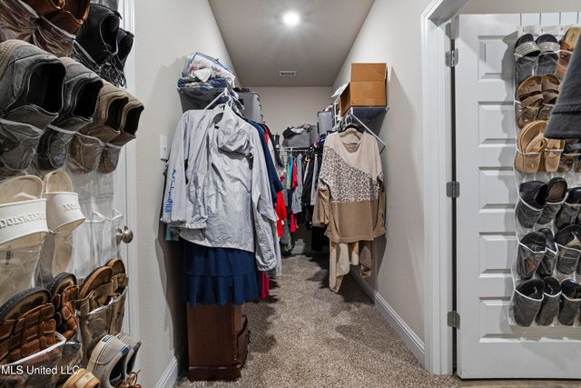 144 Saltmeadow Circle, Ocean Springs, MS 39564