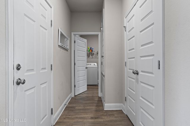 144 Saltmeadow Circle, Ocean Springs, MS 39564