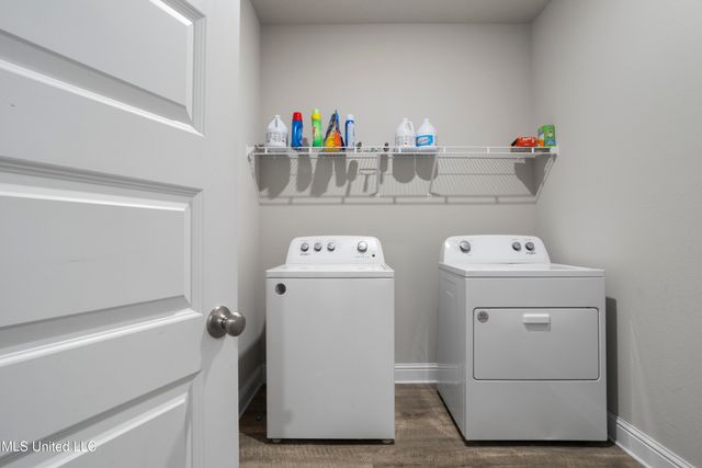 144 Saltmeadow Circle, Ocean Springs, MS 39564