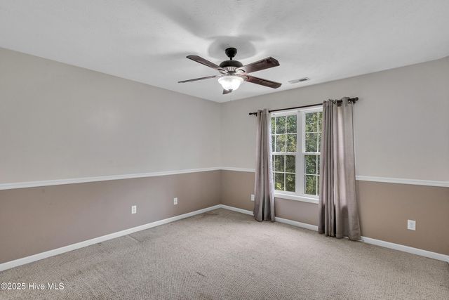 102 Trailwood Drive, Hubert, NC 28539