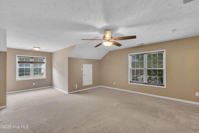 102 Trailwood Drive, Hubert, NC 28539
