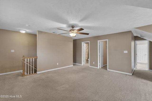 102 Trailwood Drive, Hubert, NC 28539