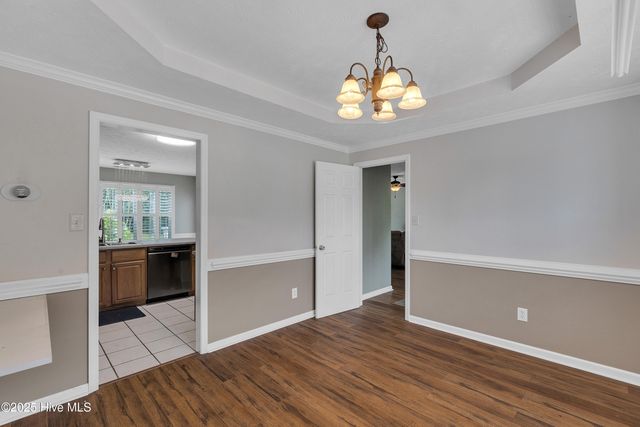 102 Trailwood Drive, Hubert, NC 28539