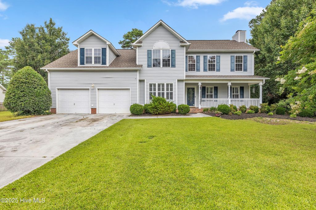 102 Trailwood Drive, Hubert, NC 28539