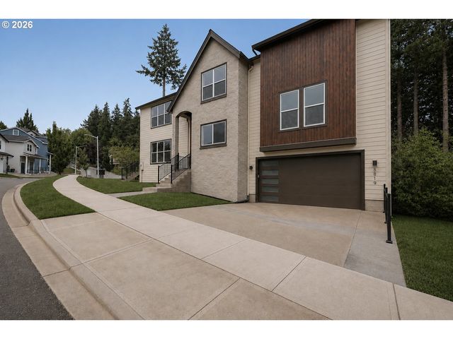 8819 Sw 176TH Ave, Beaverton, OR 97007