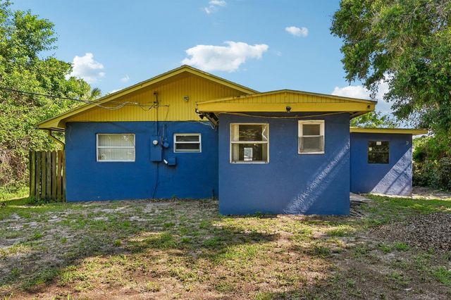 3400 Avenue S, Fort Pierce, FL 34947