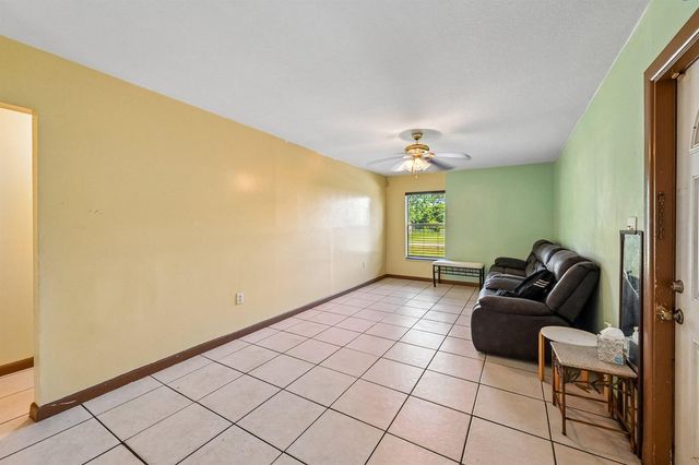 3400 Avenue S, Fort Pierce, FL 34947