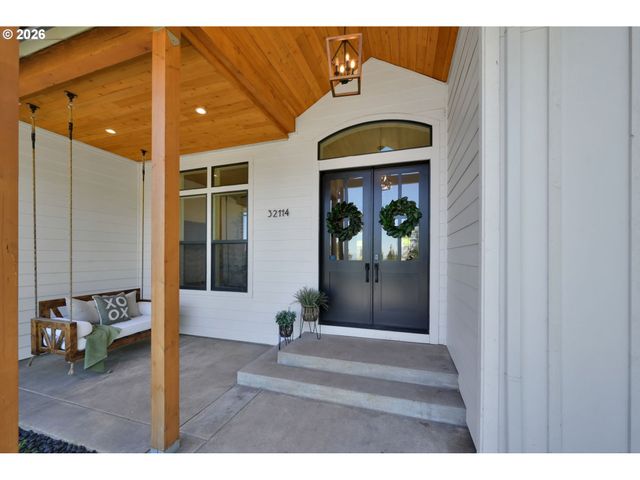 32114 DEBERRY Rd, Creswell, OR 97426