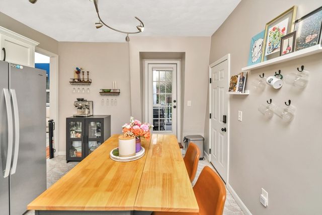 80 Linden St B, Everett, MA 02149
