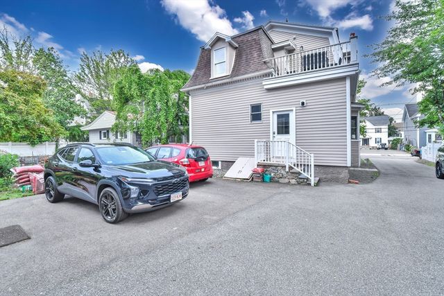 80 Linden St B, Everett, MA 02149