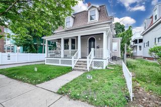 80 Linden St B, Everett, MA 02149