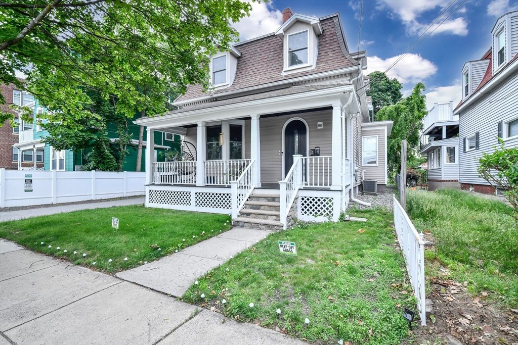 80 Linden St B, Everett, MA 02149